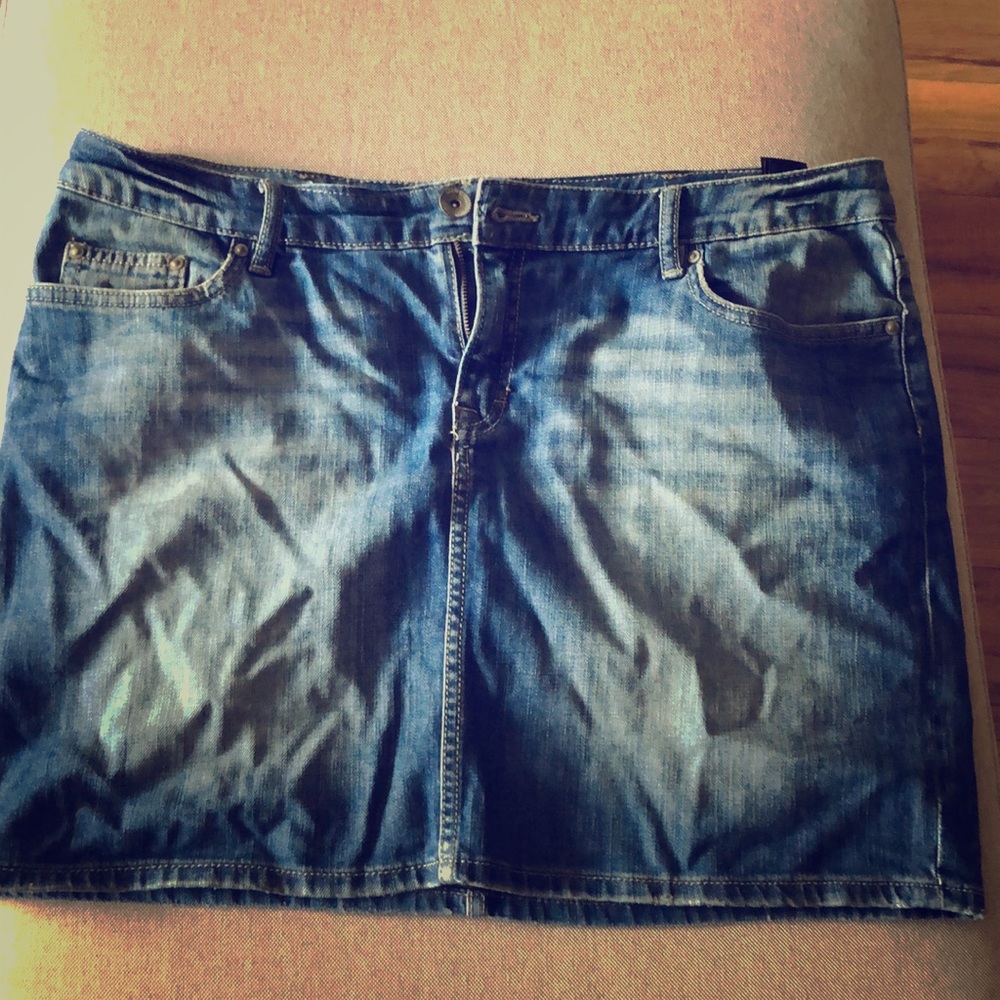 Denim skirt